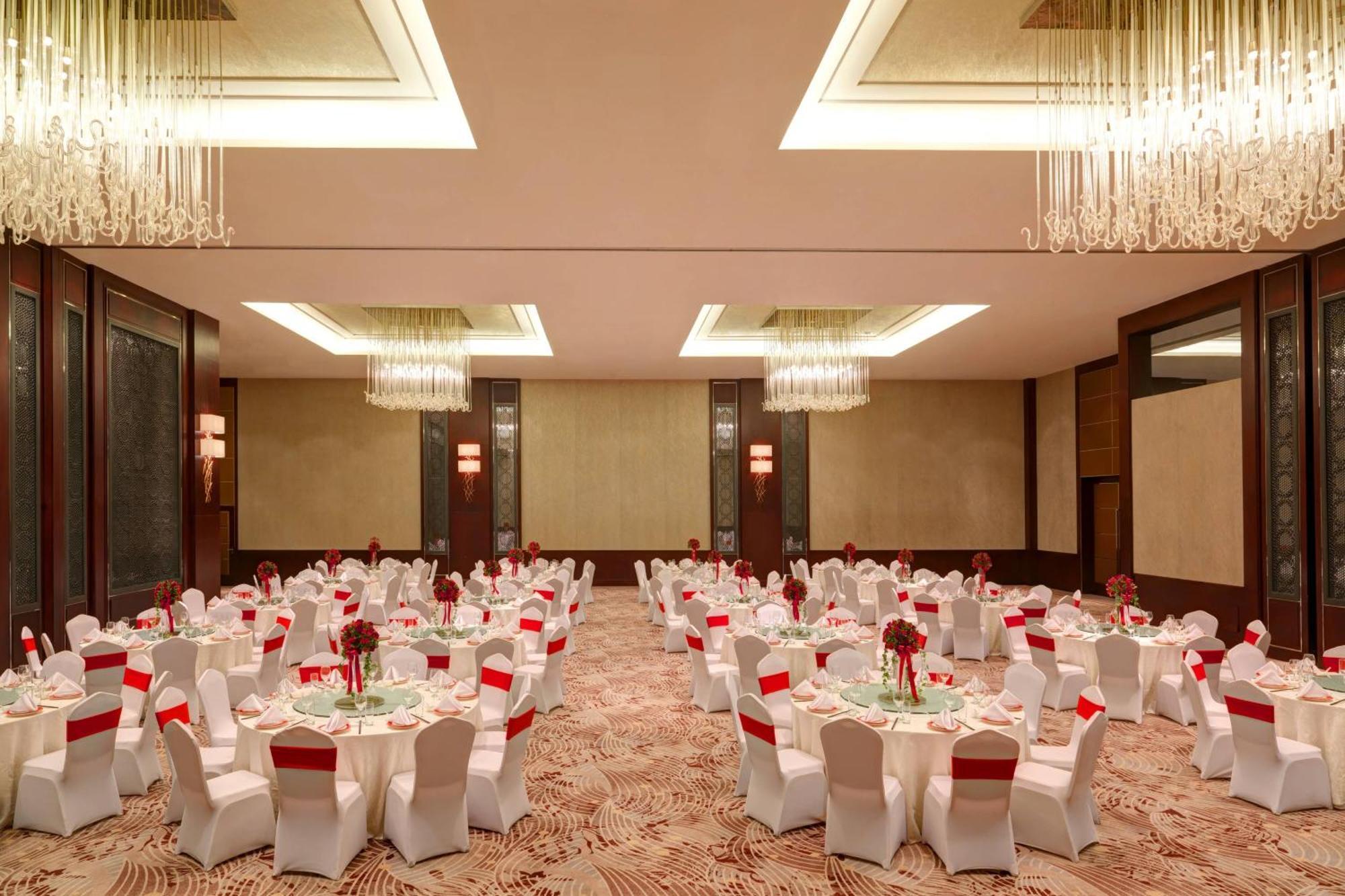 Hotel Four Points By Sheraton Shanghai, Daning 4*