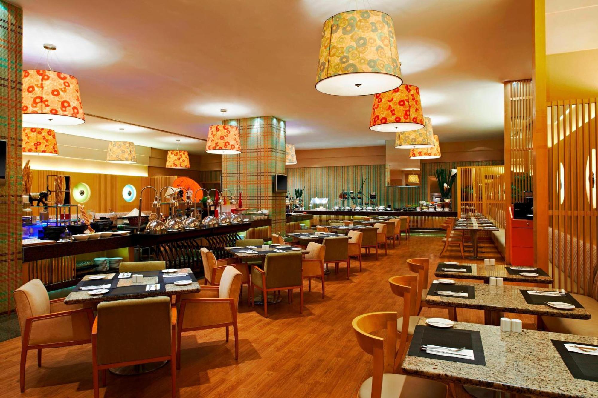 Four Points By Sheraton Shanghai, Daning Hotel